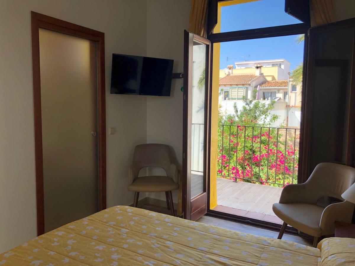 Hostal Loreto Дения Екстериор снимка